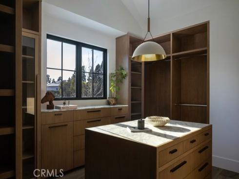 8  Cherry Hills   Ln, Newport Beach, CA