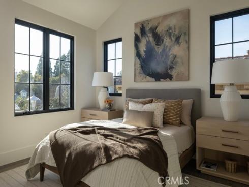 8  Cherry Hills   Ln, Newport Beach, CA