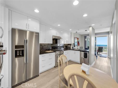 270  Cagney  207 , Newport Beach, CA
