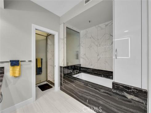270  Cagney  207 , Newport Beach, CA