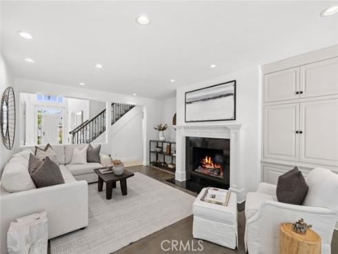 1998  Port Edward   Circle, Newport Beach, CA