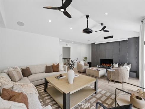 1998  Port Edward   Circle, Newport Beach, CA