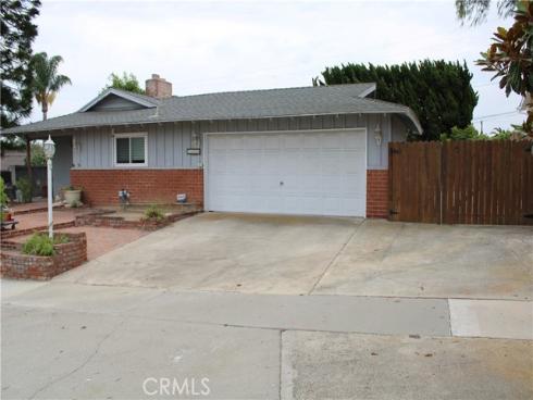 2306  Redlands  , Newport Beach, CA