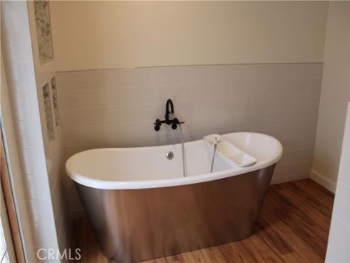 2306  Redlands  , Newport Beach, CA