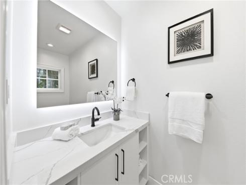 30  Long Bay  , Newport Beach, CA
