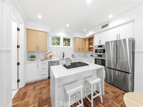 30  Long Bay  , Newport Beach, CA