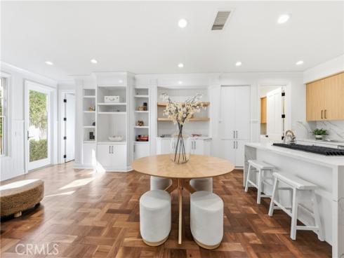 30  Long Bay  , Newport Beach, CA