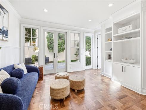 30  Long Bay  , Newport Beach, CA