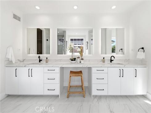 30  Long Bay  , Newport Beach, CA