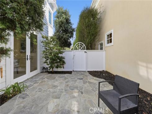 30  Long Bay  , Newport Beach, CA