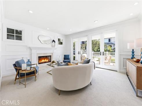 30  Long Bay  , Newport Beach, CA