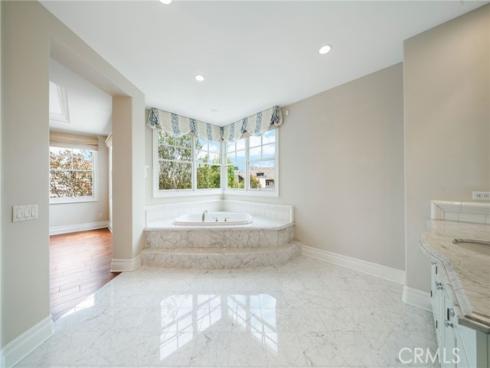 5  Thunderbird  , Newport Beach, CA