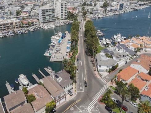 205  Via Lido Soud  , Newport Beach, CA