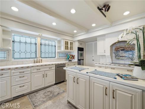 205  Via Lido Soud  , Newport Beach, CA