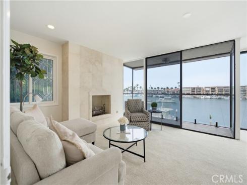 205  Via Lido Soud  , Newport Beach, CA