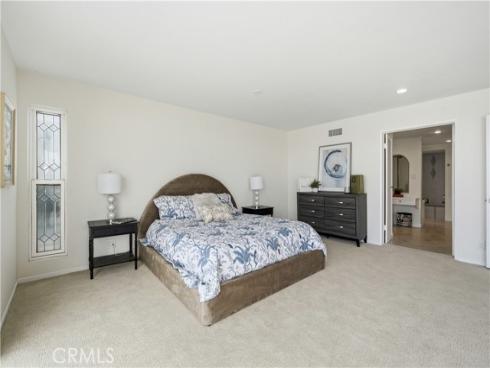 205  Via Lido Soud  , Newport Beach, CA