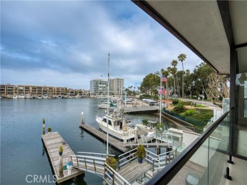 205  Via Lido Soud  , Newport Beach, CA