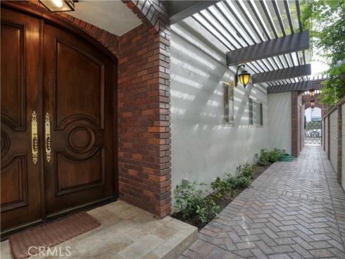 205  Via Lido Soud  , Newport Beach, CA