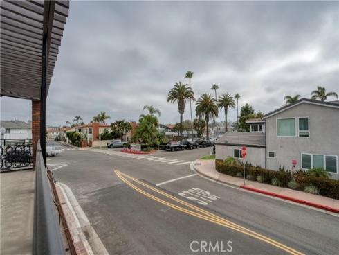 205  Via Lido Soud  , Newport Beach, CA