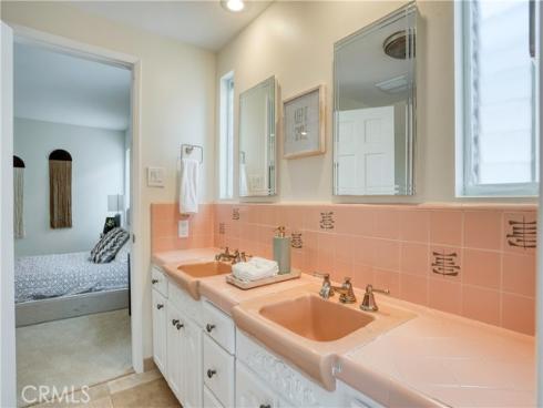 205  Via Lido Soud  , Newport Beach, CA