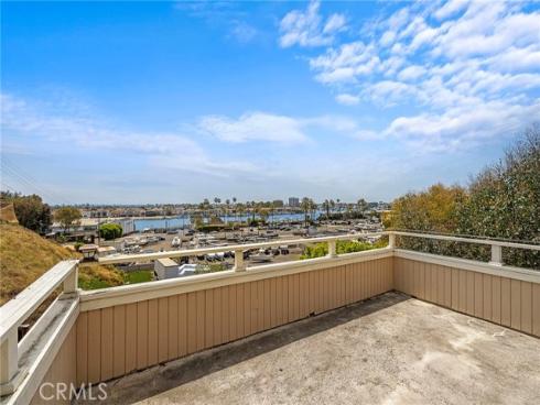 2209  Cliff   Drive, Newport Beach, CA