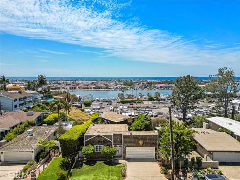2209  Cliff   Drive, Newport Beach, CA