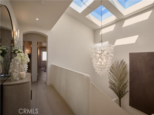 809  Via Lido Soud  , Newport Beach, CA