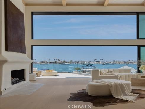 809  Via Lido Soud  , Newport Beach, CA