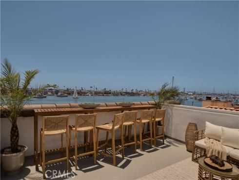 809  Via Lido Soud  , Newport Beach, CA