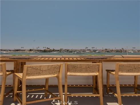809  Via Lido Soud  , Newport Beach, CA