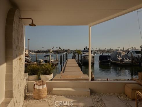 809  Via Lido Soud  , Newport Beach, CA