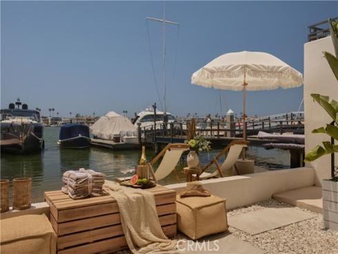 809  Via Lido Soud  , Newport Beach, CA