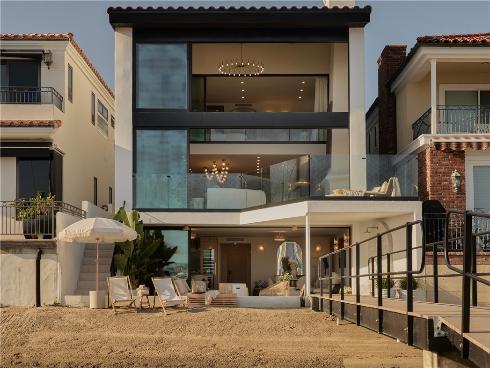 809  Via Lido Soud  , Newport Beach, CA