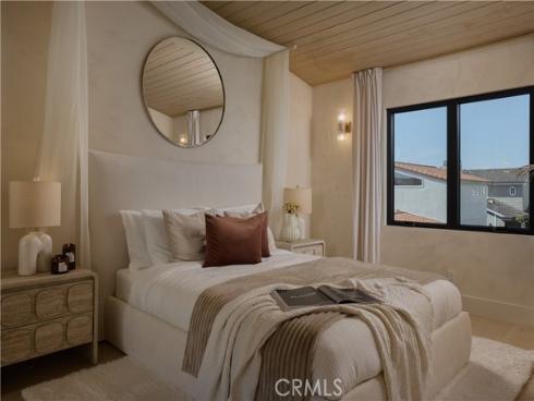 809  Via Lido Soud  , Newport Beach, CA
