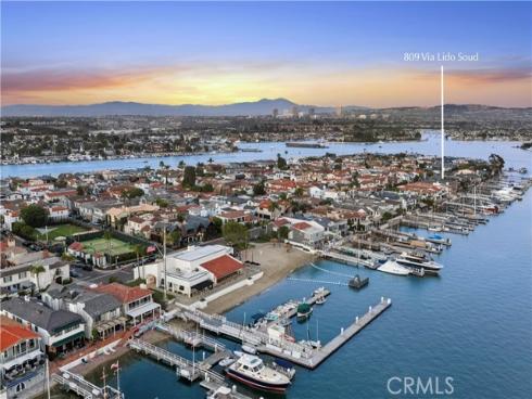 809  Via Lido Soud  , Newport Beach, CA