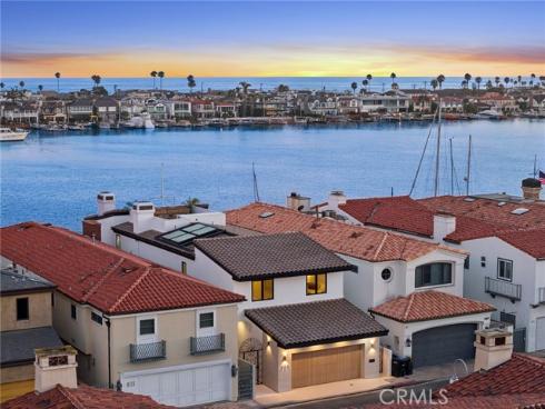 809  Via Lido Soud  , Newport Beach, CA