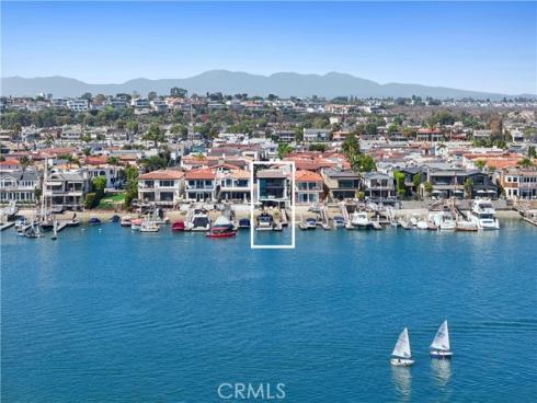 809  Via Lido Soud  , Newport Beach, CA