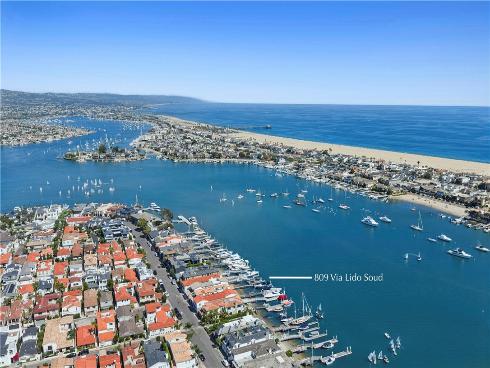 809  Via Lido Soud  , Newport Beach, CA