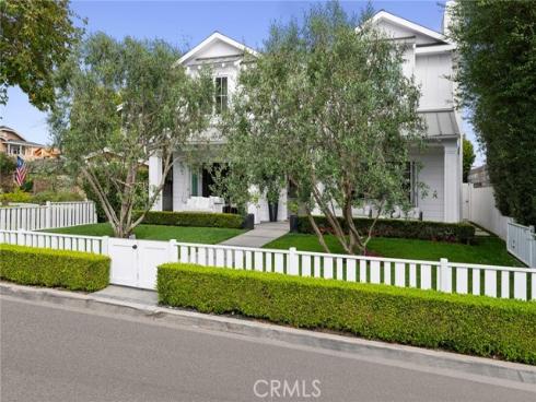 460  Santa Ana   Avenue, Newport Beach, CA