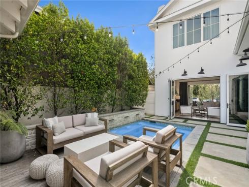 460  Santa Ana   Avenue, Newport Beach, CA
