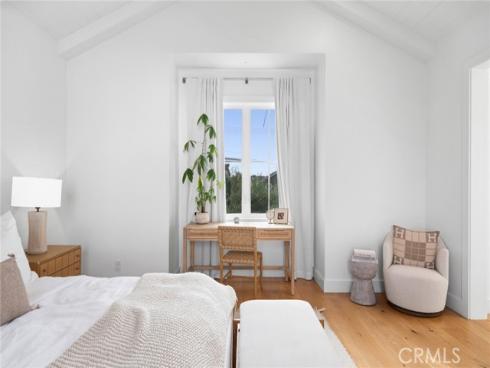 460  Santa Ana   Avenue, Newport Beach, CA