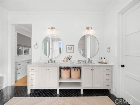 460  Santa Ana   Avenue, Newport Beach, CA