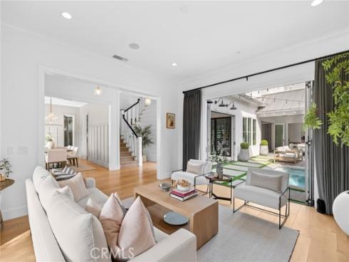 460  Santa Ana   Avenue, Newport Beach, CA