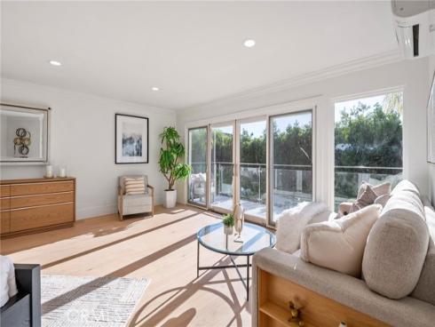 25 Rue Grand Ducal , Newport Beach, CA