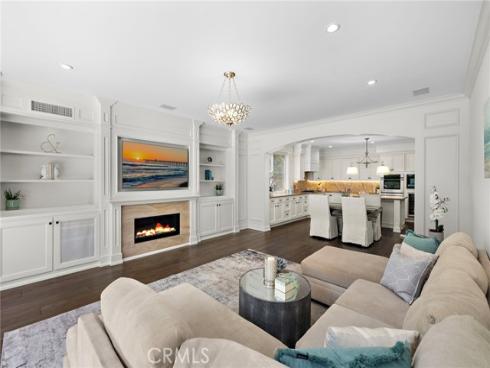 16  Regents  , Newport Beach, CA