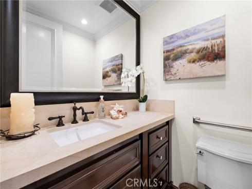16  Regents  , Newport Beach, CA