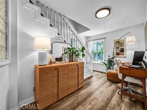 2504  University  , Newport Beach, CA