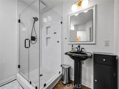 2504  University  , Newport Beach, CA