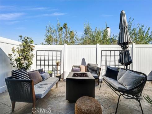 2504  University  , Newport Beach, CA