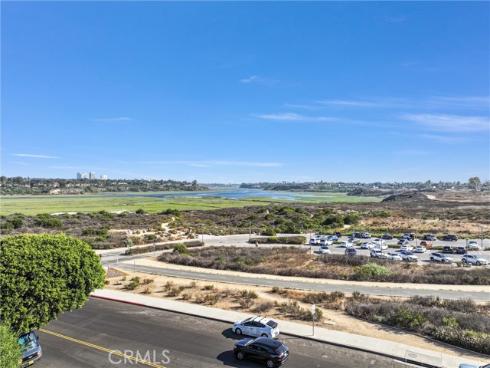 2504  University  , Newport Beach, CA